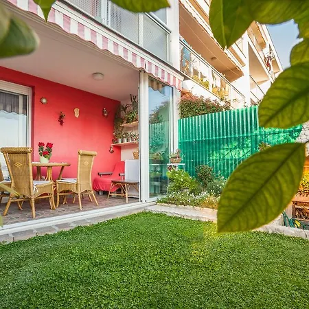 Garden Apartments Apartment Split