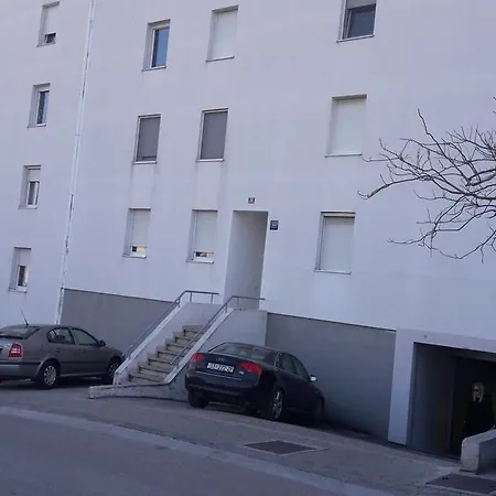Apartment Garden Apartments Split